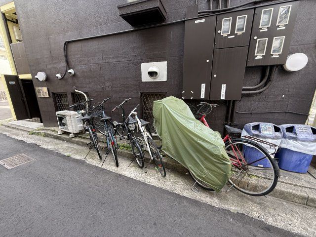 その他