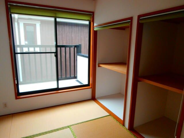 ベッドルーム
