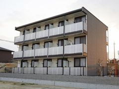 レオパレスI S 北千里の外観画像