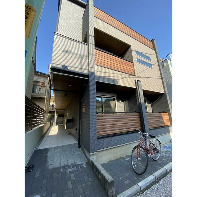 Lirio．comodoの外観画像