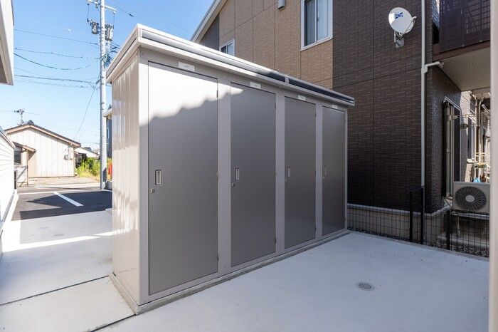 その他