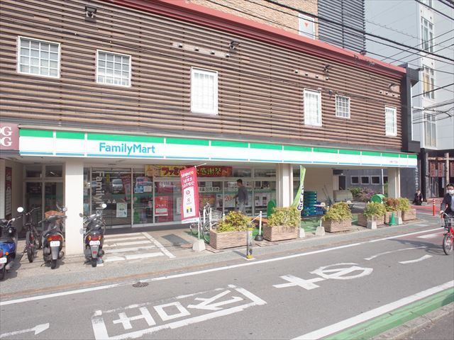 近くに施設あり