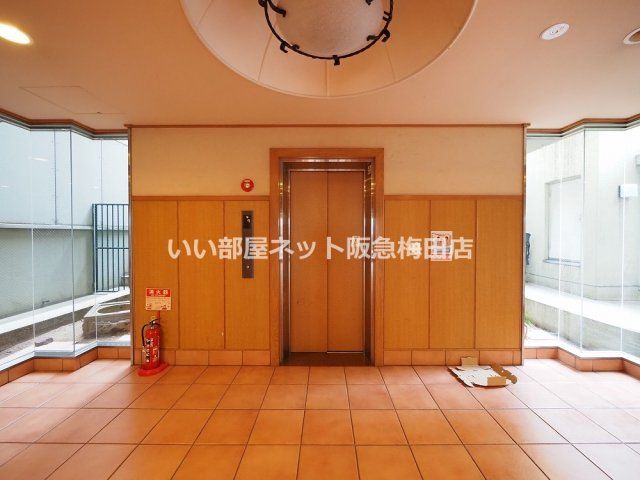 ロビー