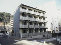 レオパレスフォレスタ磯子の外観画像