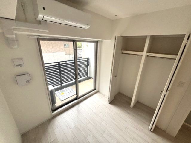 ベッドルーム