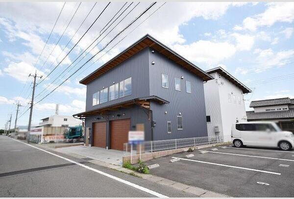 Autoleben問屋町の外観画像