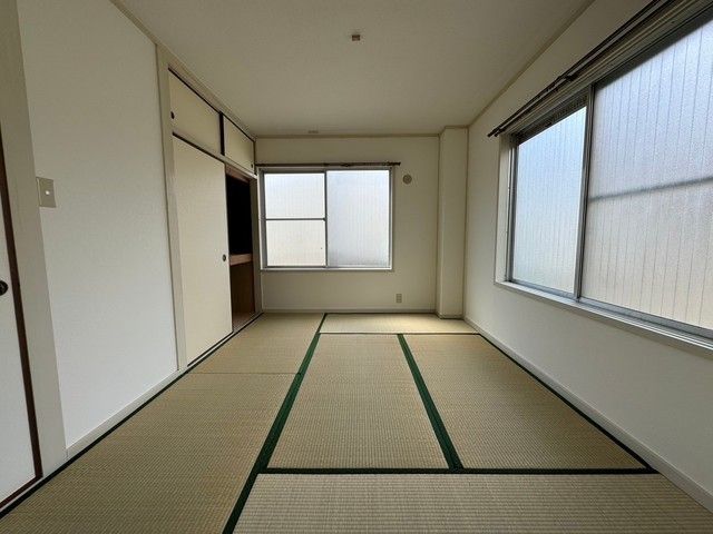 ベッドルーム