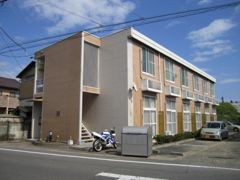 レオパレスヴィラ フローラルの外観画像