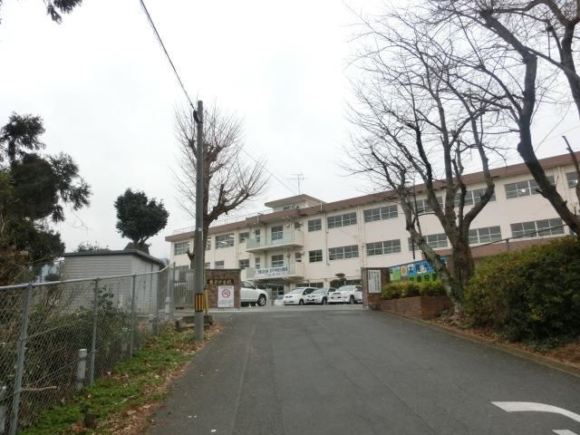 香月中学校(1658m)