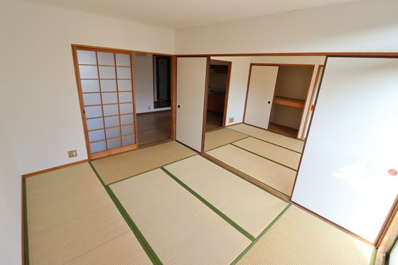 ベッドルーム