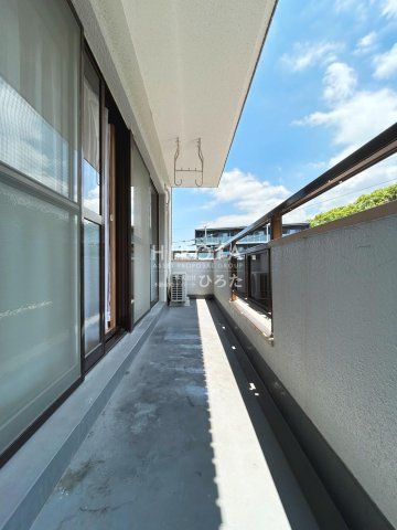 セブン‐イレブン／八幡穴生１丁目店(334m)