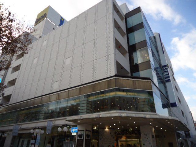 近くに施設あり