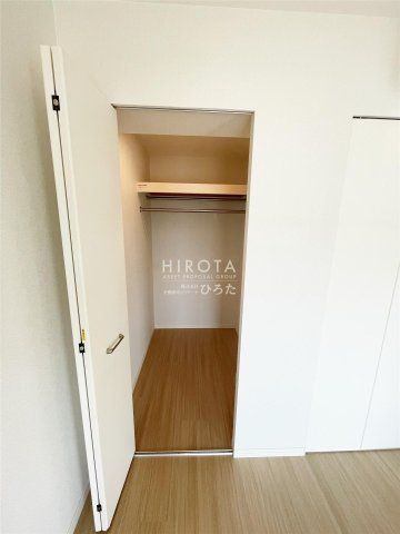 スピナマート穴生店(330m)