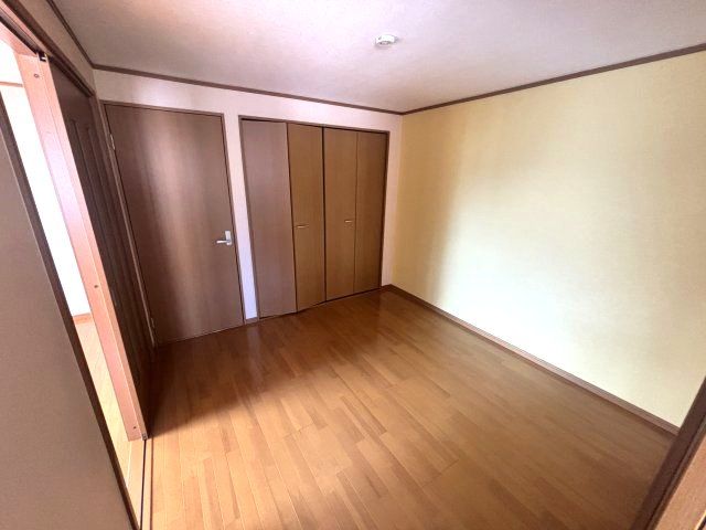ベッドルーム