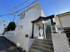 レオパレス小比企の外観画像