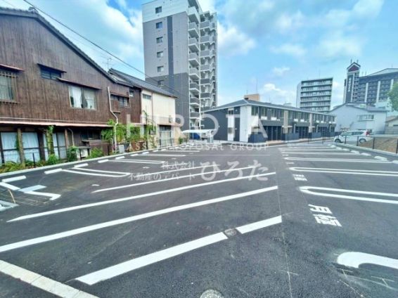 ディスカウントドラッグコスモス東田店(690m)