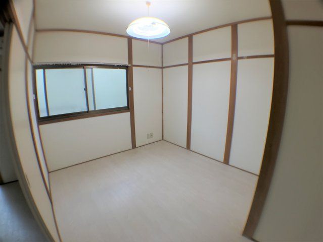 ベッドルーム