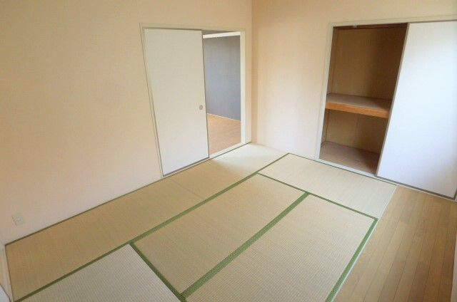 ベッドルーム