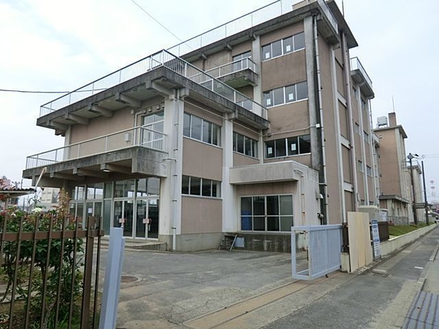 近くに施設あり