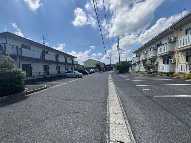 近くに施設あり