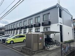 レオパレスサスジュウの外観画像