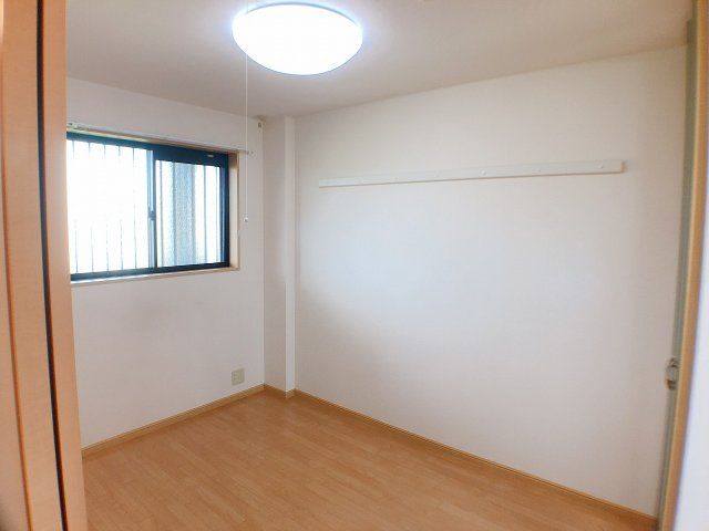 ベッドルーム