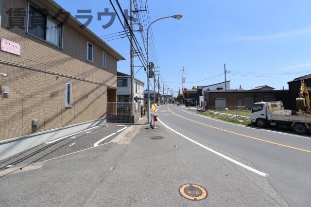 近くに施設あり