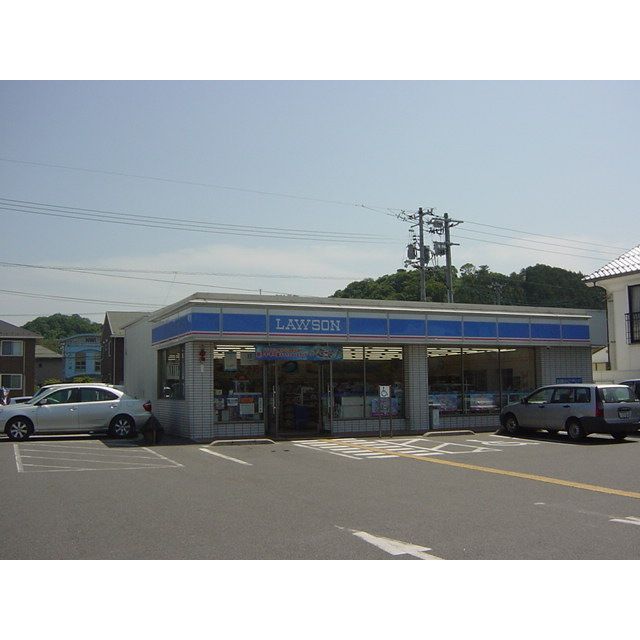 コンビニ「ローソン米子観音寺新町店まで650m」