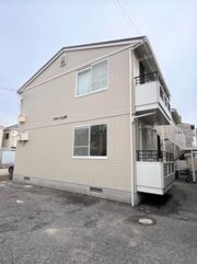 ファミーユ山崎の外観画像