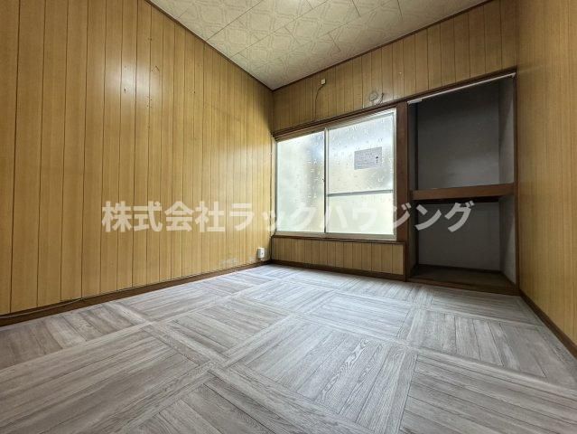 ベッドルーム
