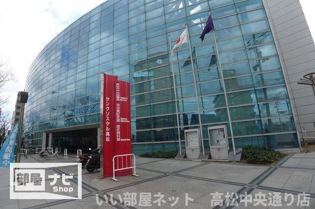 近くに施設あり