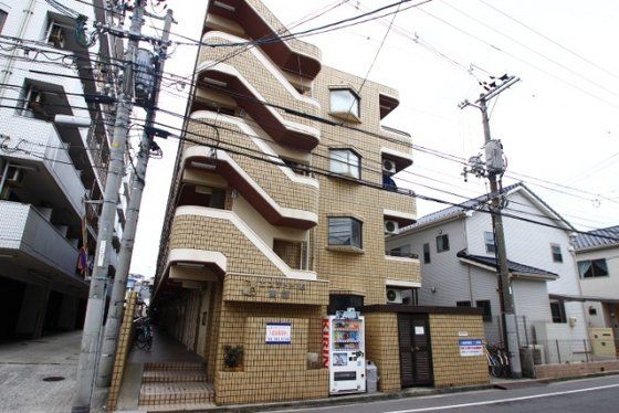 エステート18東雲の外観画像