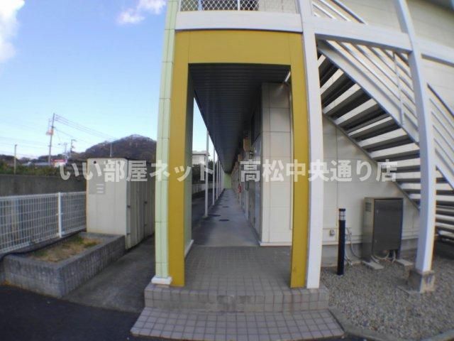 近くに施設あり