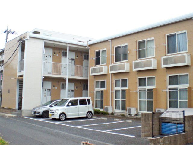 レオパレスMOEGIの外観画像