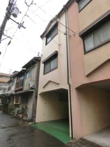 四条畷貸家の外観画像