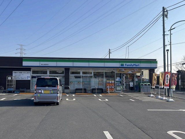 近くに施設あり