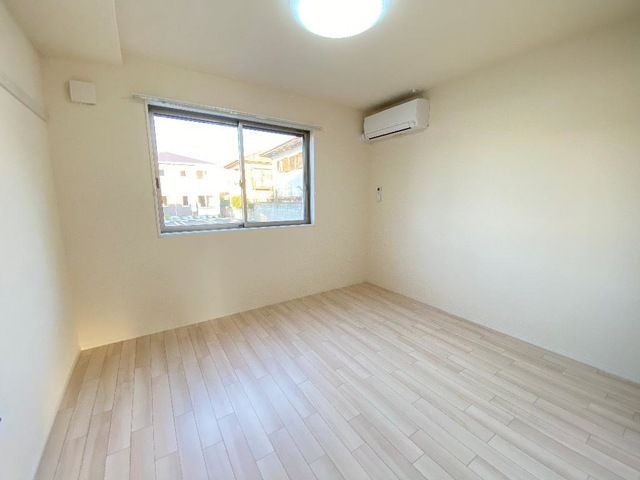 ベッドルーム