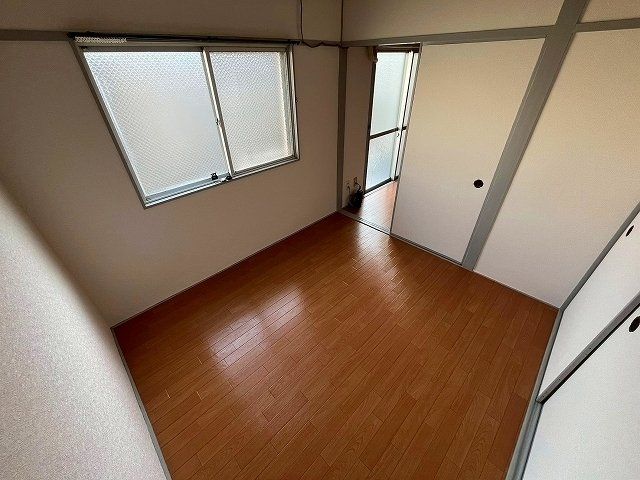 ベッドルーム