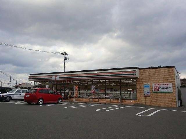 セブン‐イレブン/八幡陣原4丁目店(220m)