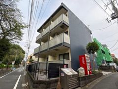 レオパレスウエスト ヴィレッジの外観画像