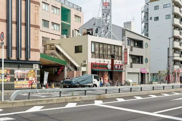 近くに施設あり