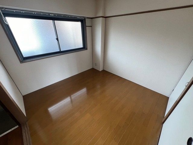 ベッドルーム
