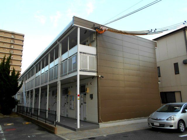 レオパレスNISHIOKAの外観画像