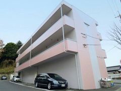 チャームコートの外観画像