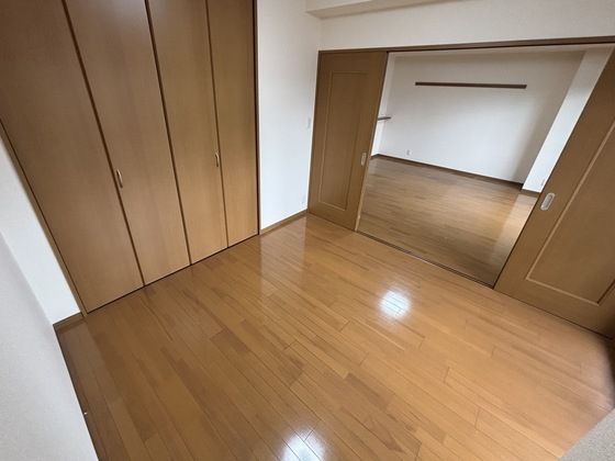 ベッドルーム