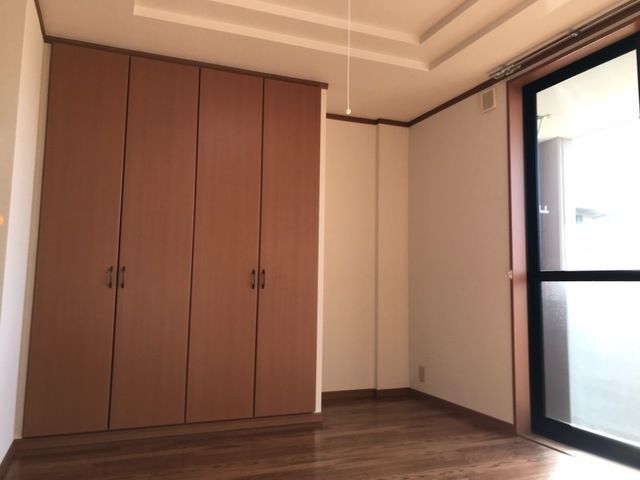ベッドルーム