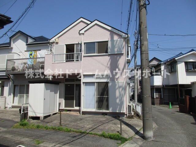 久里浜8丁目貸家の外観画像