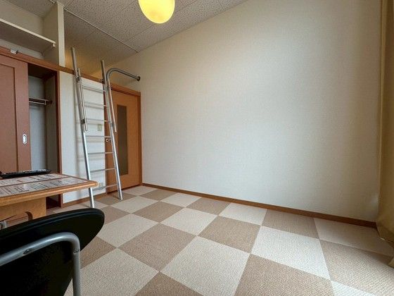 ベッドルーム