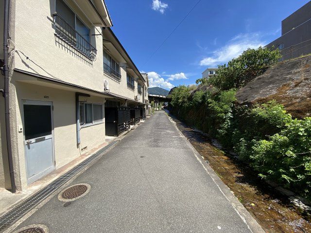 近くに施設あり