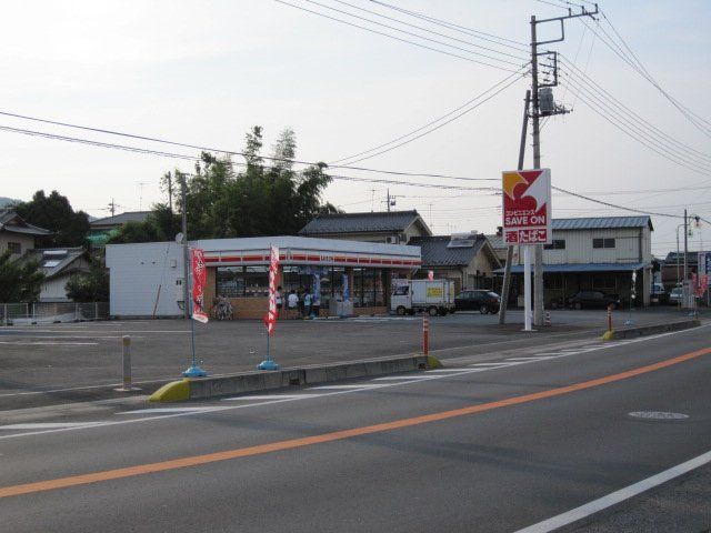近くに施設あり